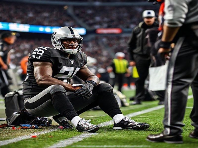 Trending: josh jacobs injury update