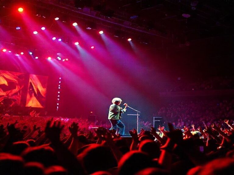 Trending: neil diamond