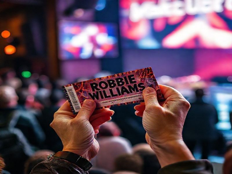 Trending: robbie williams tickets