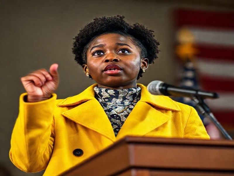 Trending: amanda gorman