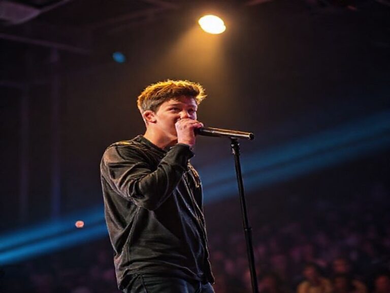 Trending: aiden ross the voice