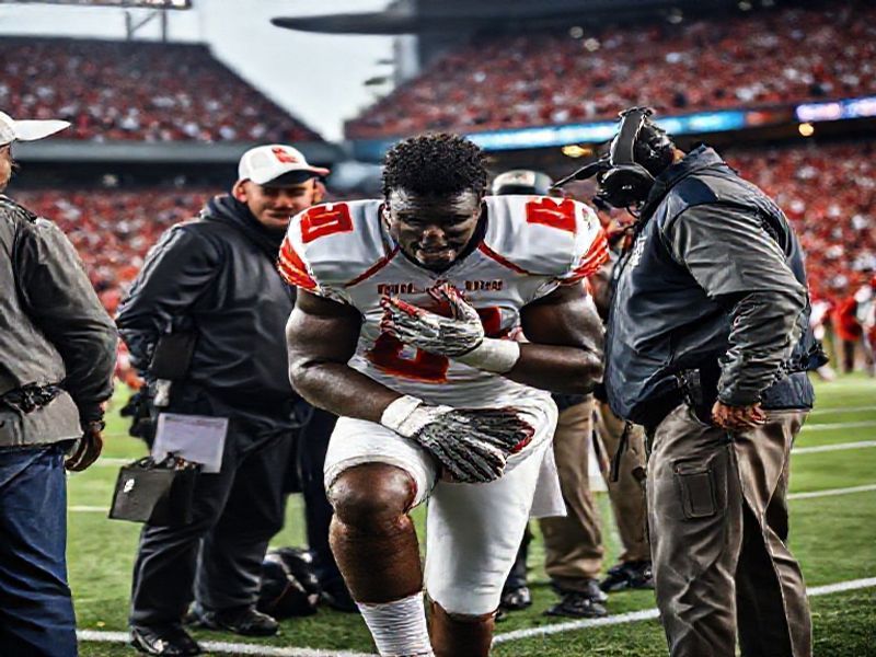 Trending: treveyon henderson injury