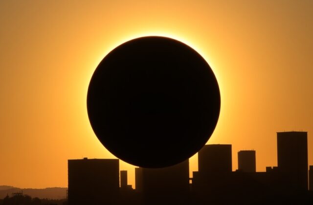 Eclipse Hoy: The Ring of Fire That United the Americas